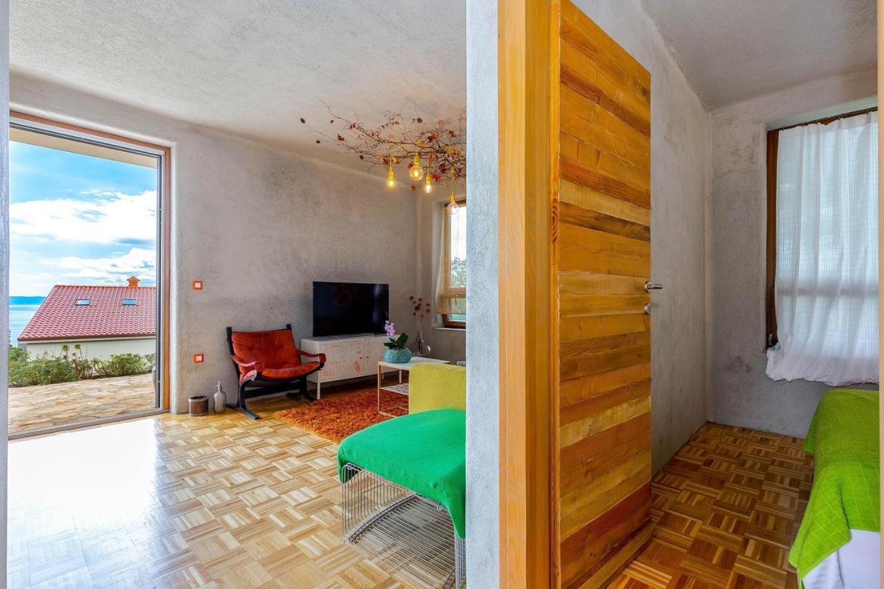 Villa Orange, Small House In A Pine Forest Kostrena Exterior photo